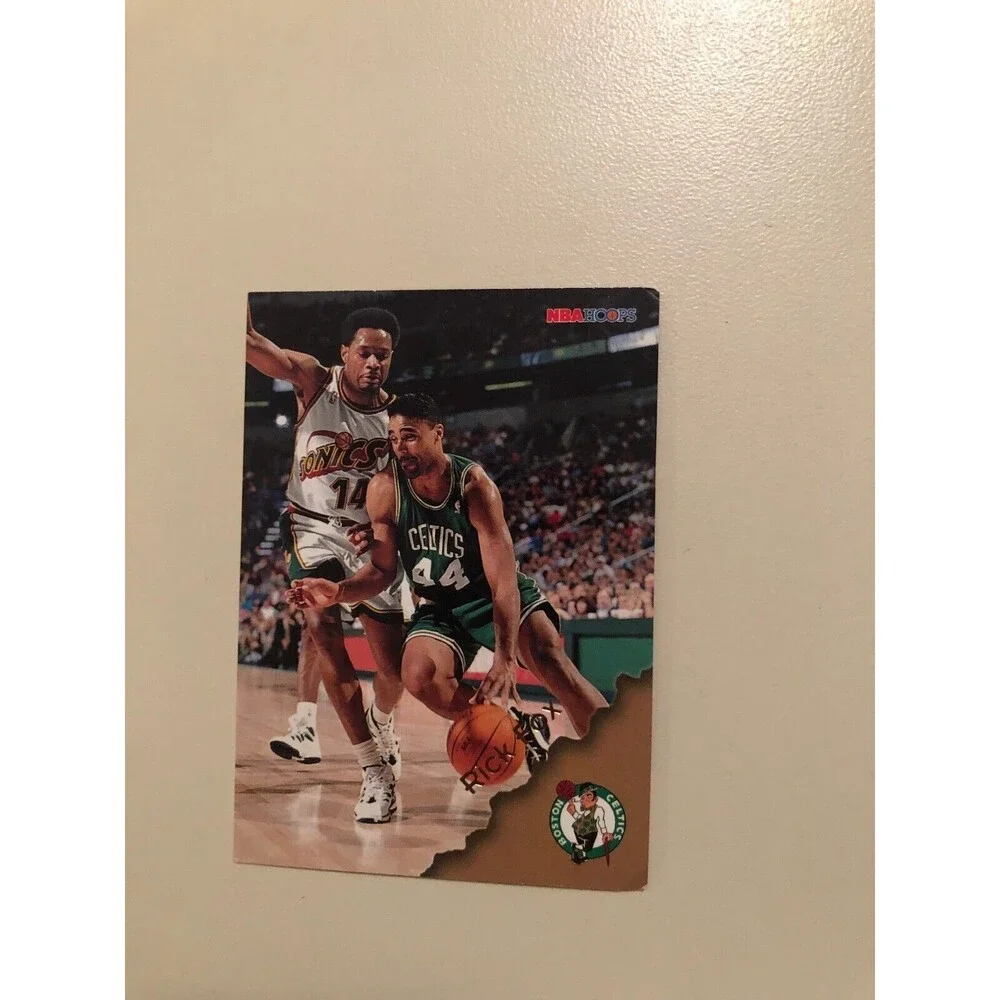Rick Fox Boston Celtics 1996 NBA Hoops‎ SkyBox Trading Card #9